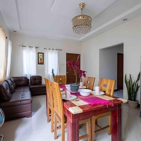 Four Bedroom Staycation House In Tagaytay Tagaytay City Zewnętrze zdjęcie